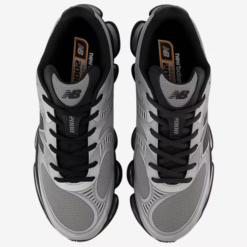 NEW BALANCE 2000 | Silver/Black