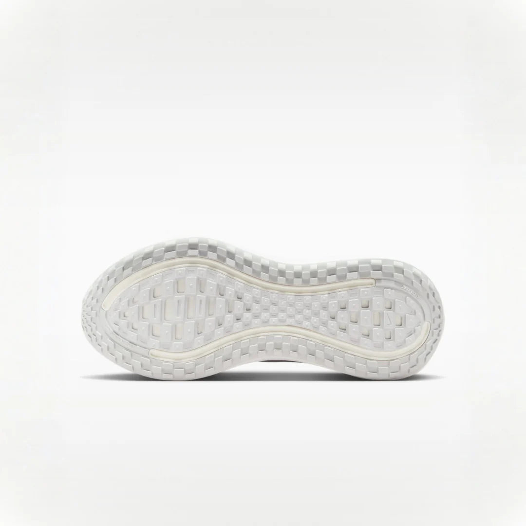 Nike - Vоmеrо Рlus | White