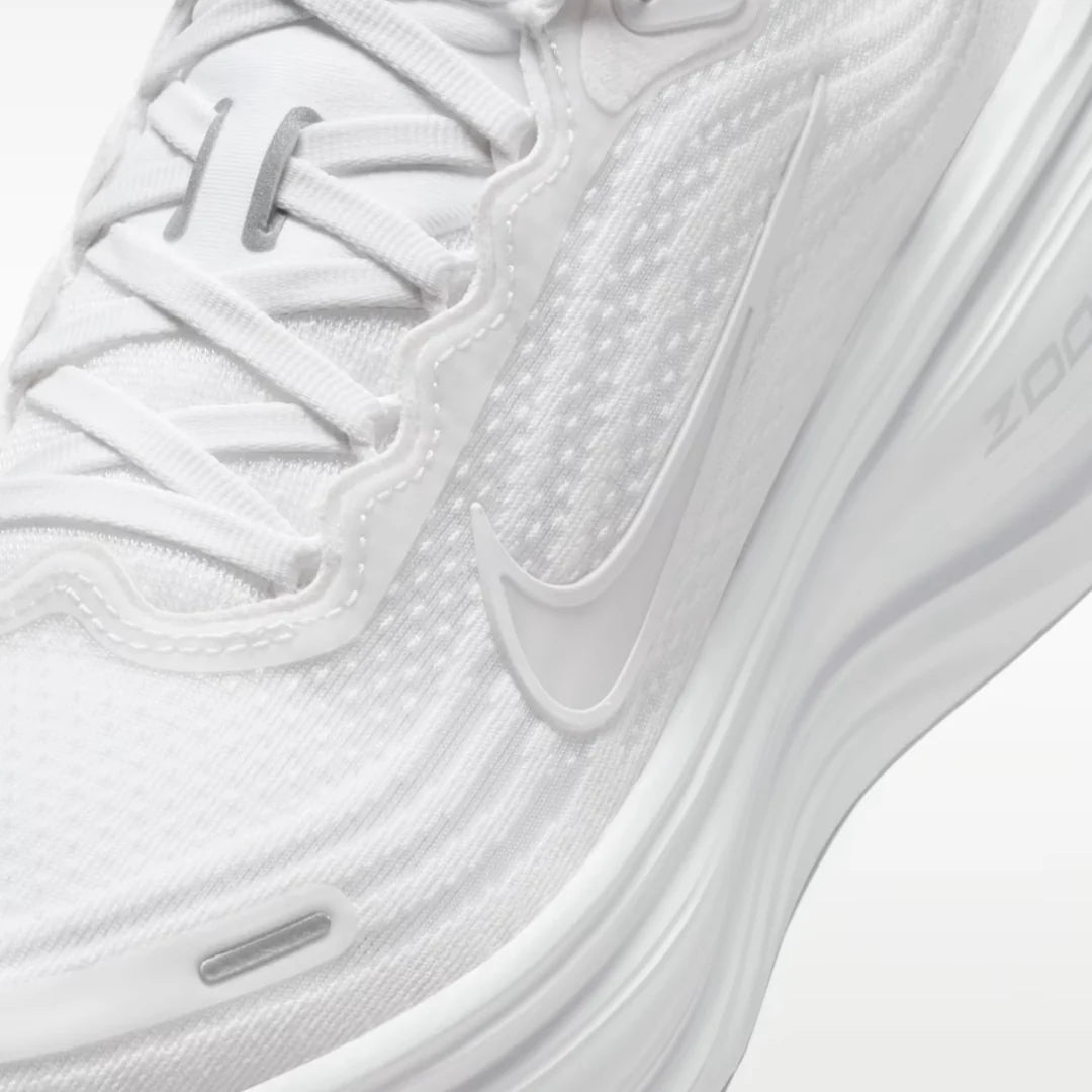 Nike - Vоmеrо Рlus | White