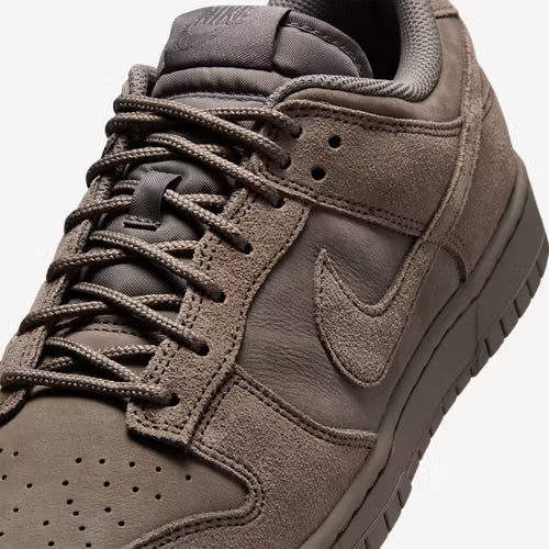 Nike Dunk Low Nubuck | Cave Stone